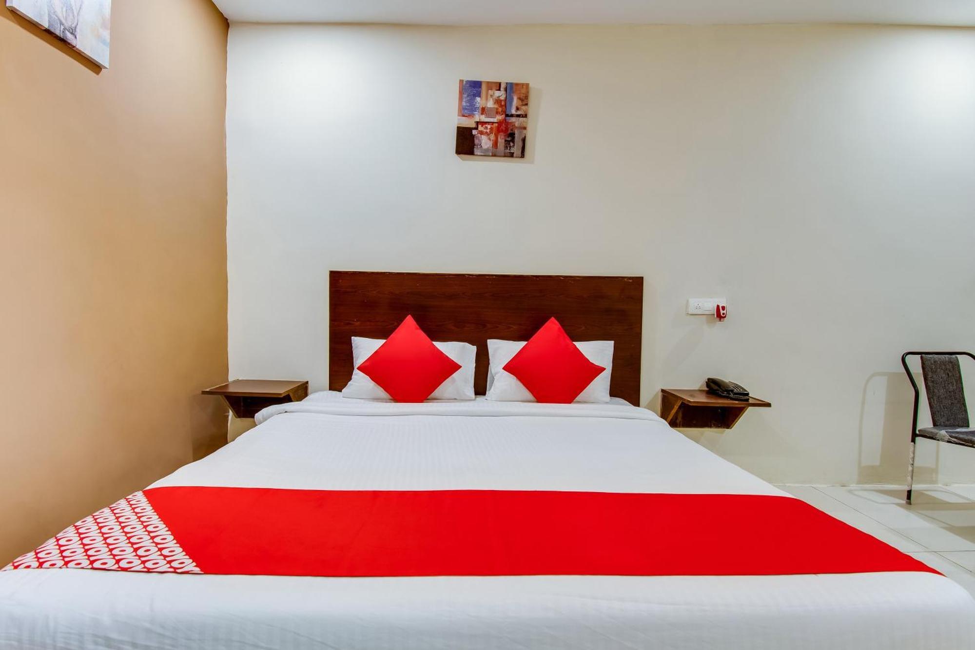 Hotel Oyo Akshaya Nest Vijayawāda Zewnętrze zdjęcie